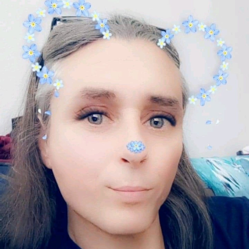 Meet your Posher, Layla